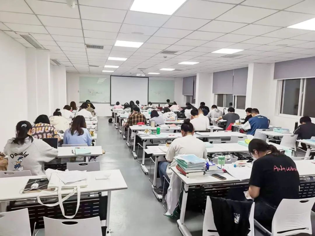 東吳教育目前已在安徽和貴州設置培訓中心，